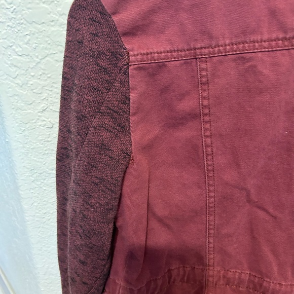 Women’s Burgundy Jacket size large by Ashley 26 International - Picture 3 of 8